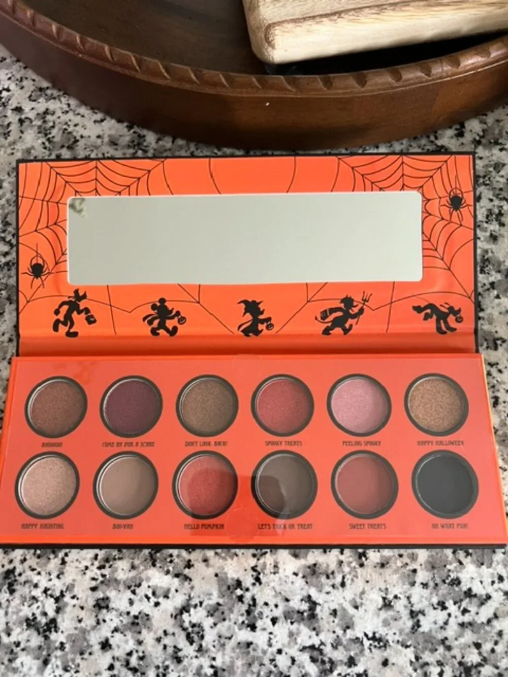 Minnie Mouse Halloween Eyeshadow Palette